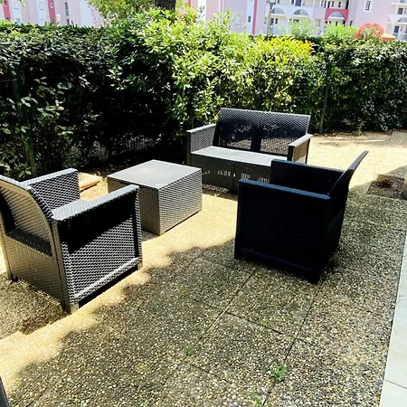 à La Maison * Agde